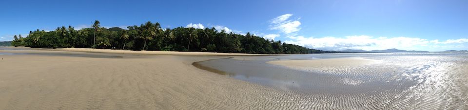 Wonga Beach panoramic photo at low tide